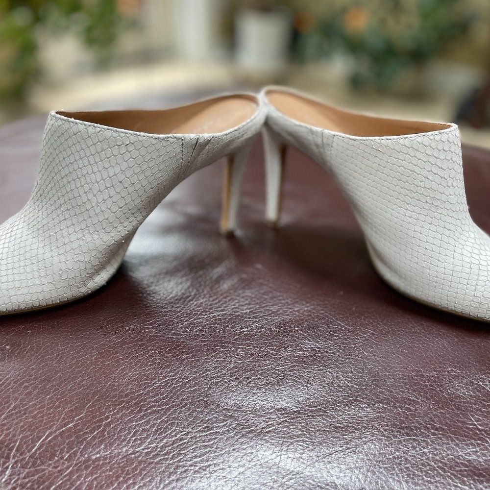 Calvin Klein Toeless Heels Bone 7.5 - Picture 6 of 7